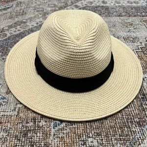 Solar Escape UPF sun hat-one size with adjustable band